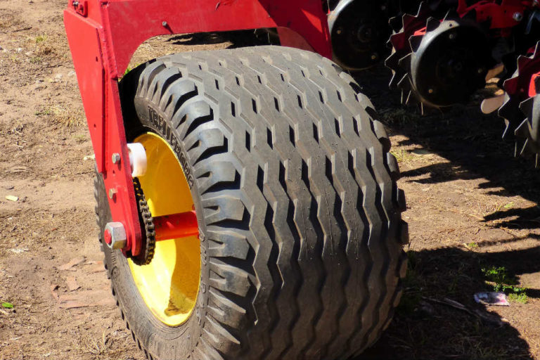 Landbrugsdæk - Gode råd til valg af dæk til landbrugsmaskiner